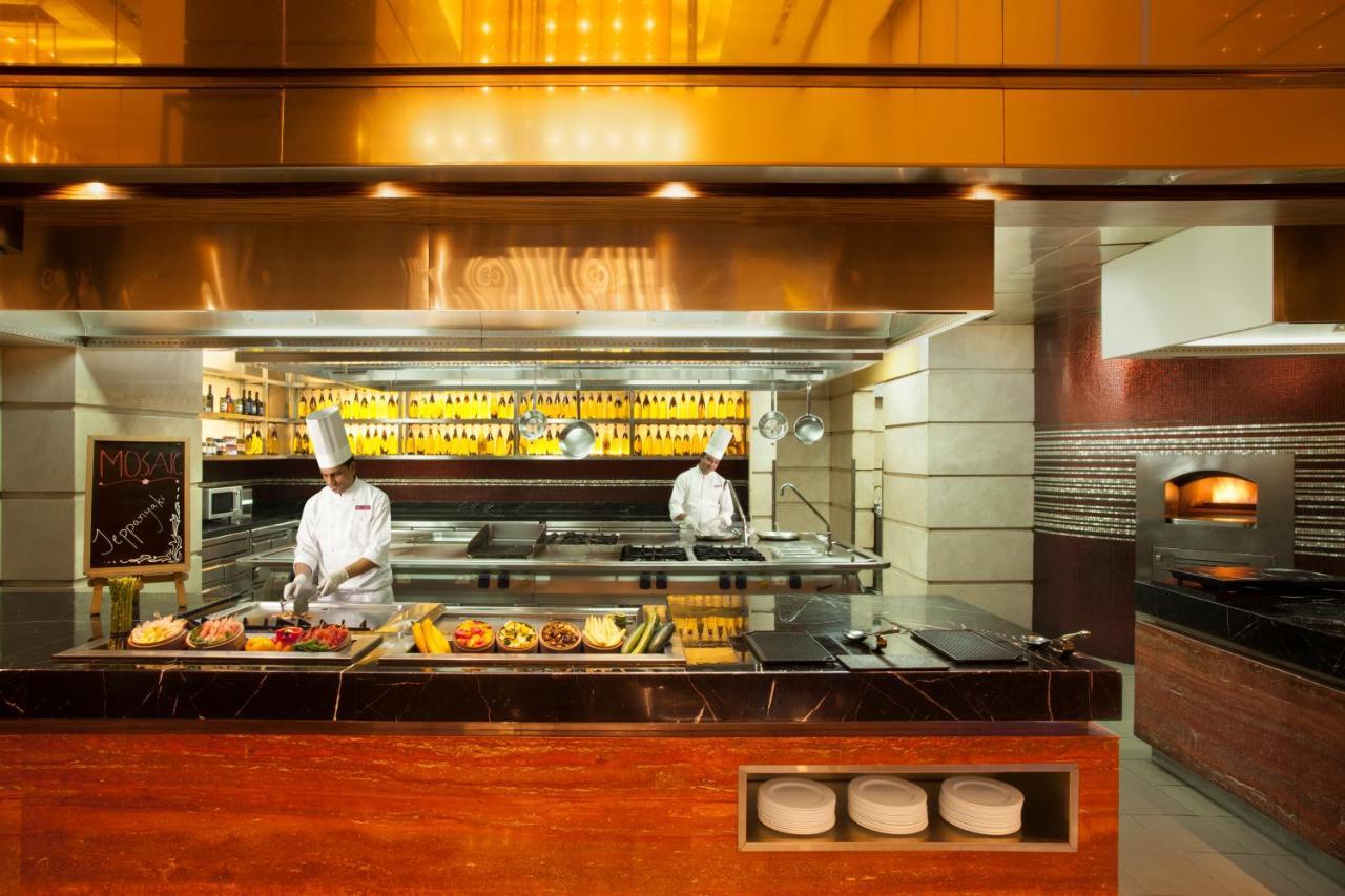Hotel Crowne Plaza New Delhi Rohini By Ihg Extérieur photo