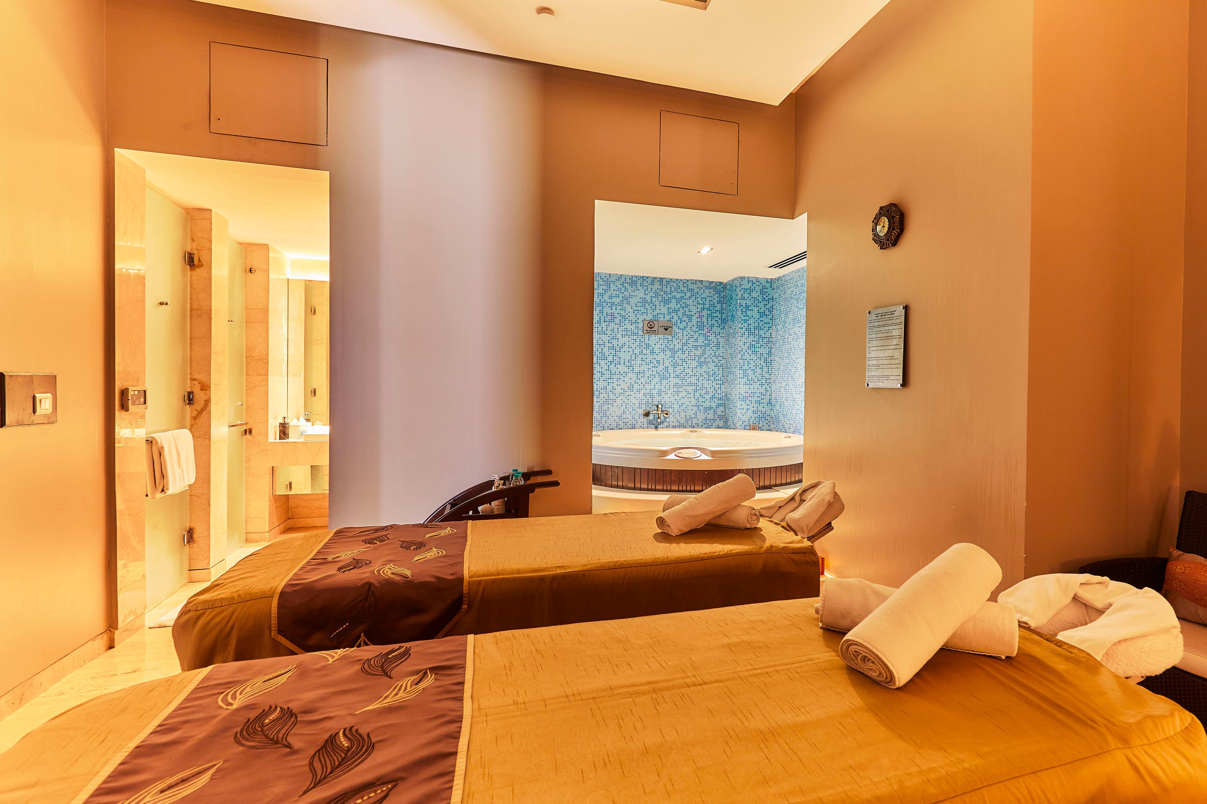 Hotel Crowne Plaza New Delhi Rohini By Ihg Extérieur photo