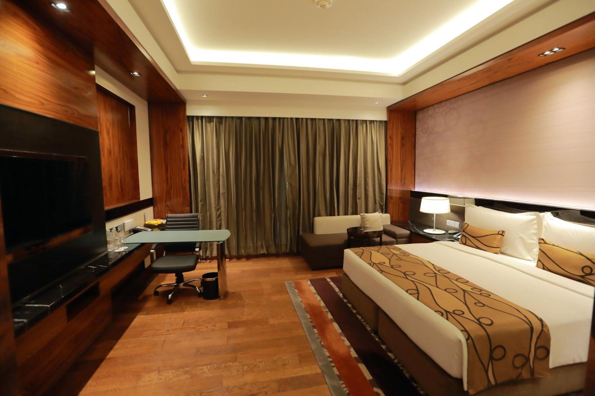 Hotel Crowne Plaza New Delhi Rohini By Ihg Extérieur photo